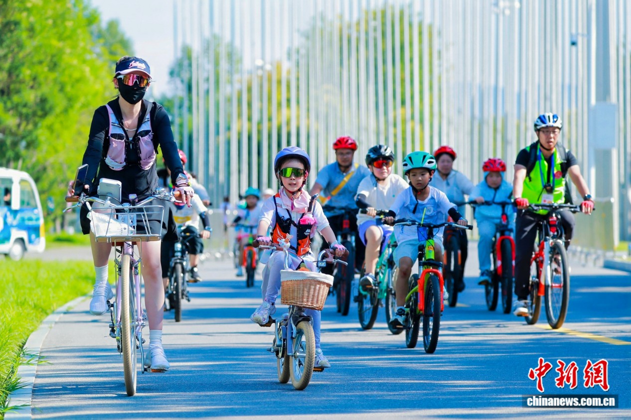 专业赛事与大众骑行齐聚悦行冬奥路骑游大会精