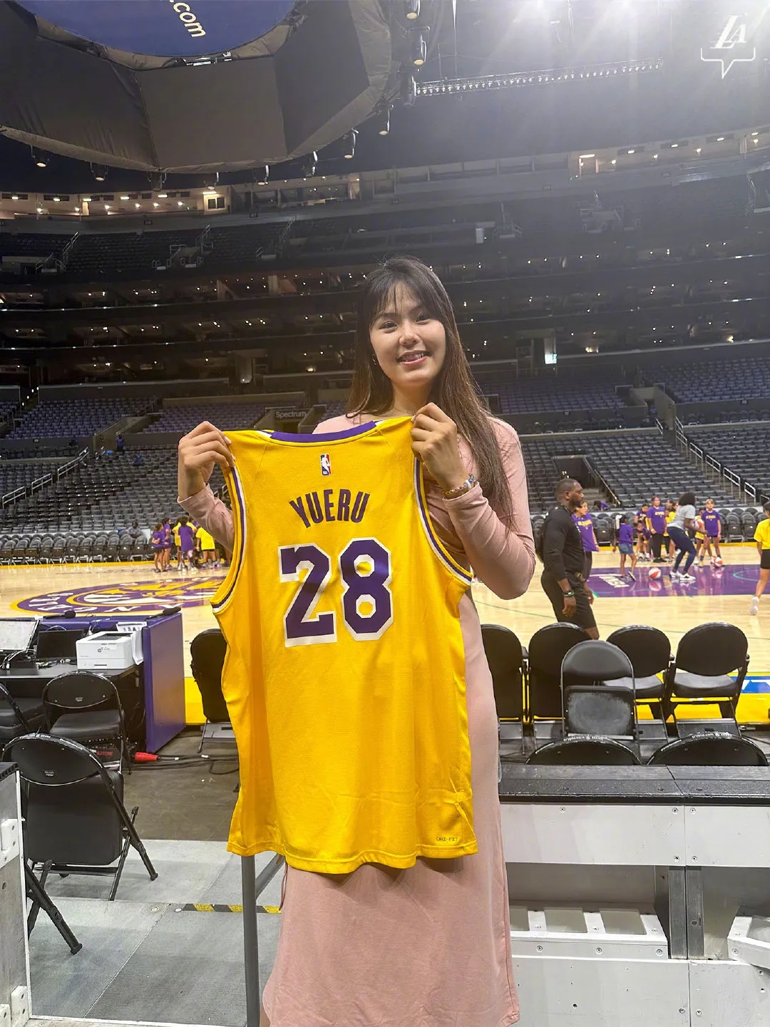 奥运来了丨热身赛2胜11负，中国女篮面临真正考