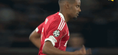 欧冠14决赛首回合巴黎圣日耳曼2-0利物浦 杜埃克