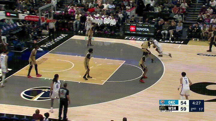 雷霆奇才激战：冲突升级裁判驱逐四人雷霆132-