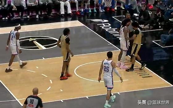 雷霆奇才激战：冲突升级裁判驱逐四人雷霆132-