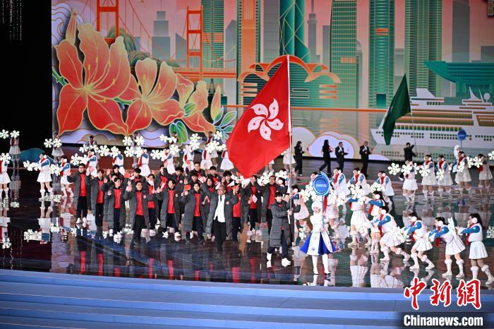 香港“05后”花滑冰舞组合因北京冬奥结缘 “十